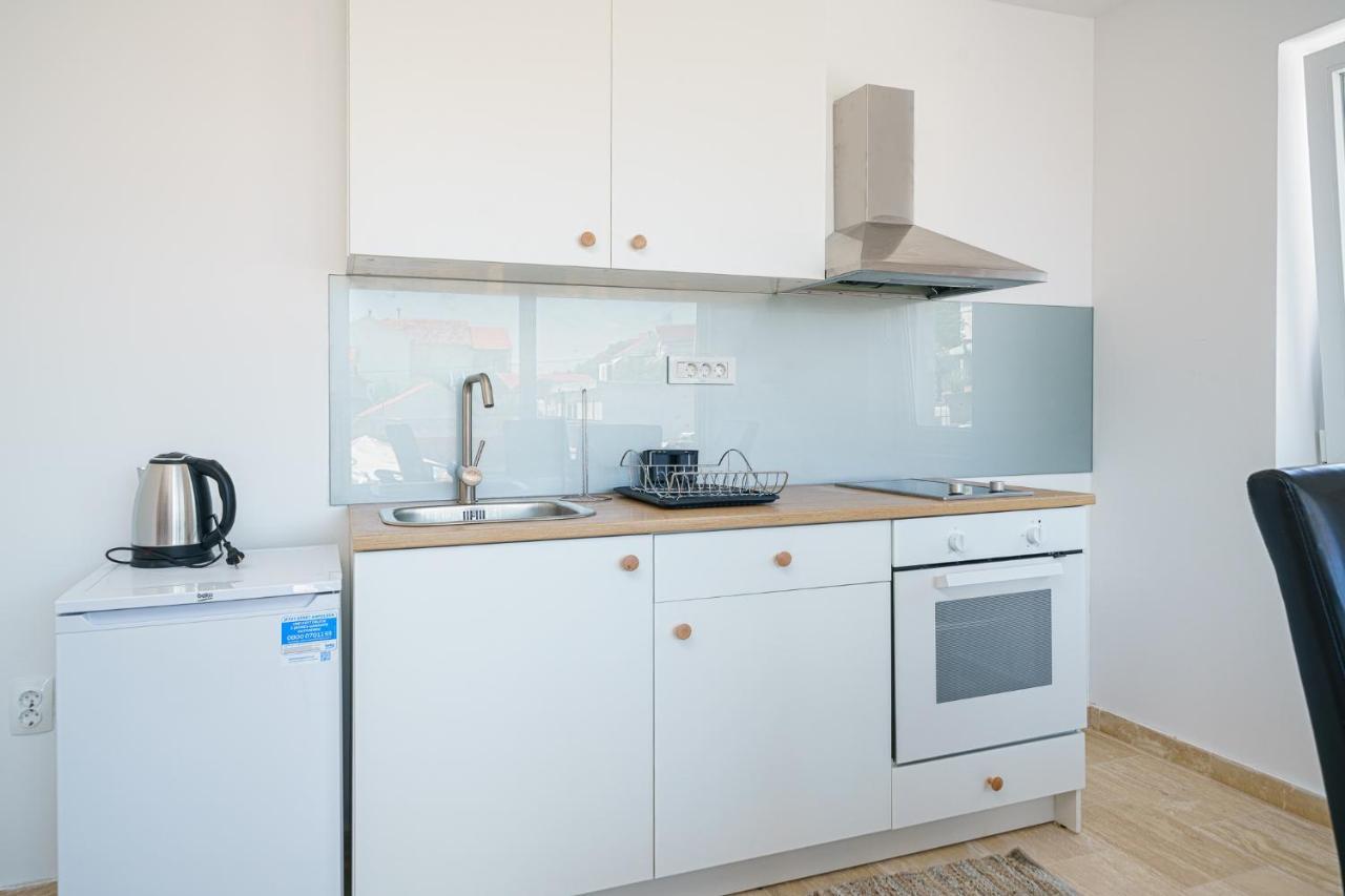 יזרה Vila Regina Apartment Paloma With Swimming Pool מראה חיצוני תמונה
