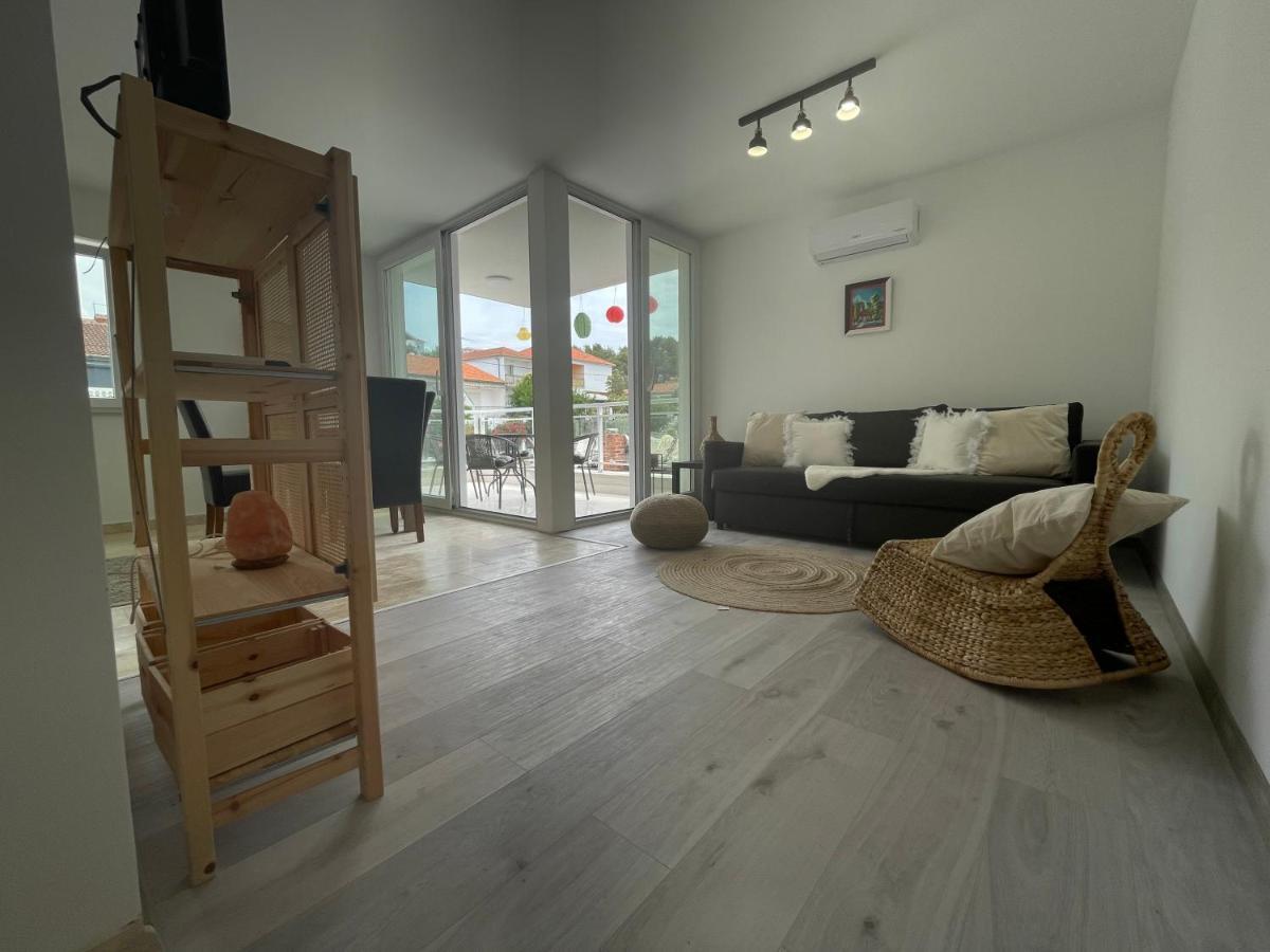 יזרה Vila Regina Apartment Paloma With Swimming Pool מראה חיצוני תמונה
