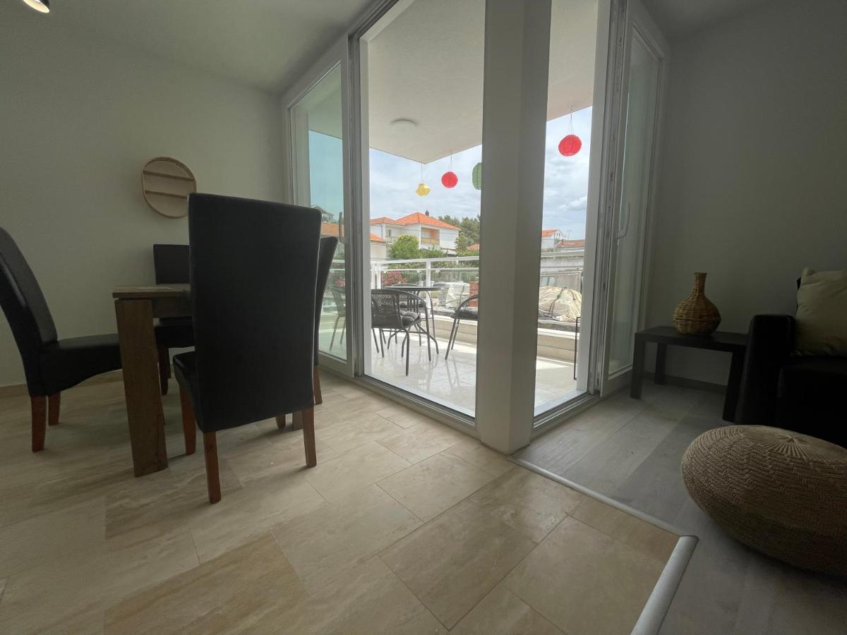 יזרה Vila Regina Apartment Paloma With Swimming Pool מראה חיצוני תמונה
